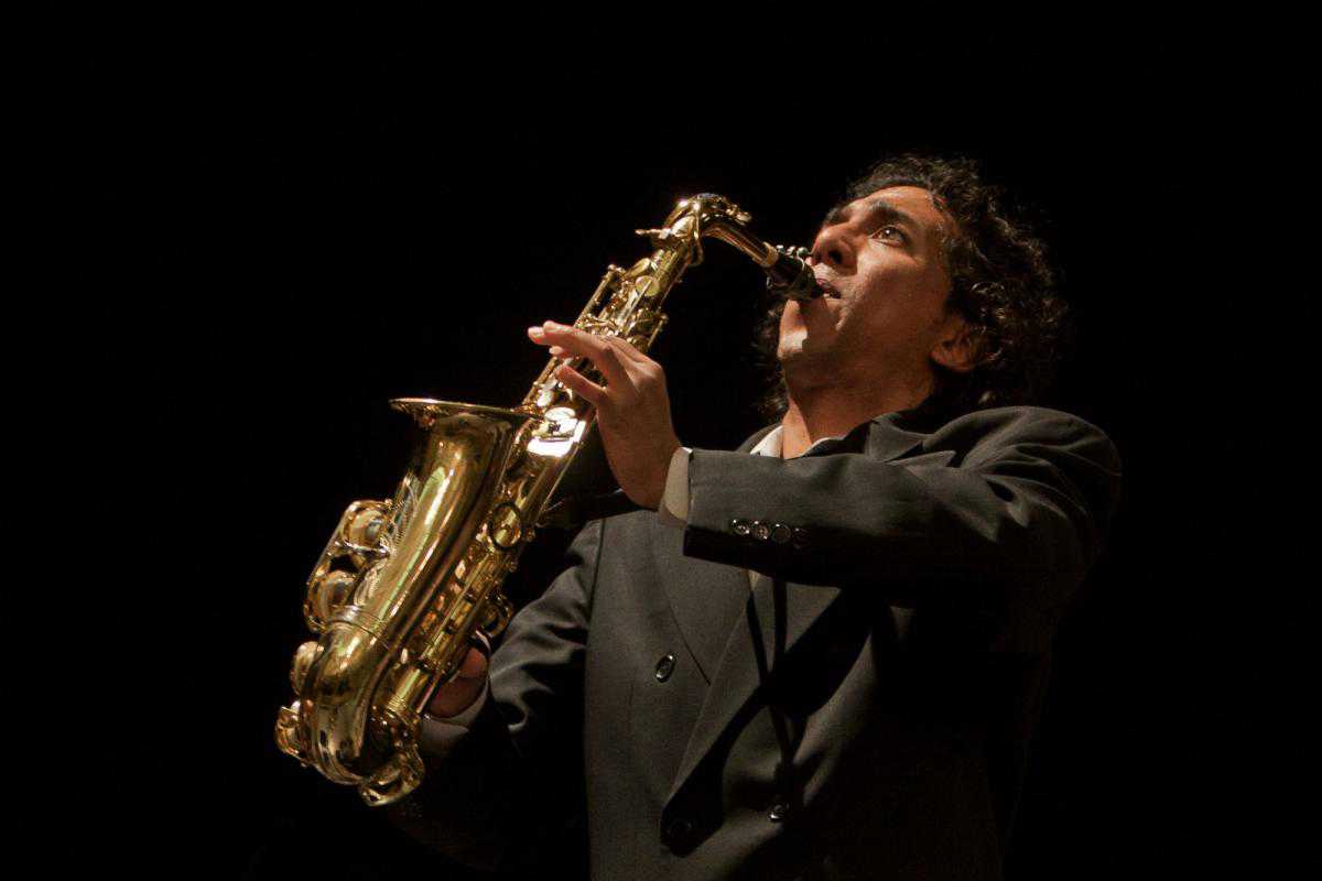 ashu_saxophonistusa.jpg